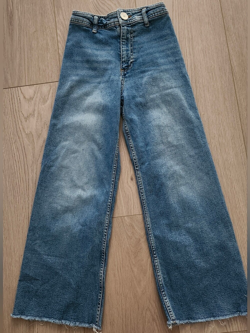 Girl Zara Jeans
